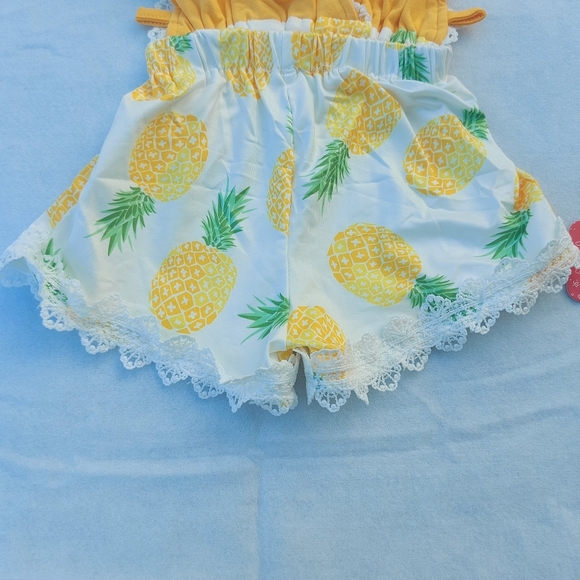 Baby girl romper - Picture 3 of 5